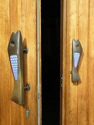 Ein Bild von einer offenen Tür