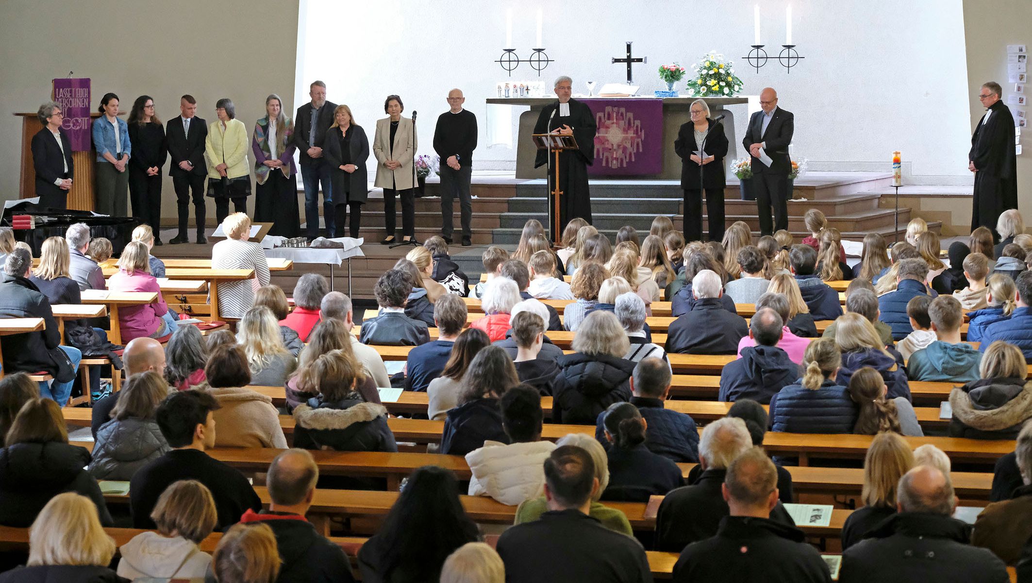 Titelbild Einführung Presbyterium 2024