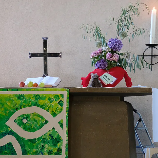 Altar in der Stephanuskirche